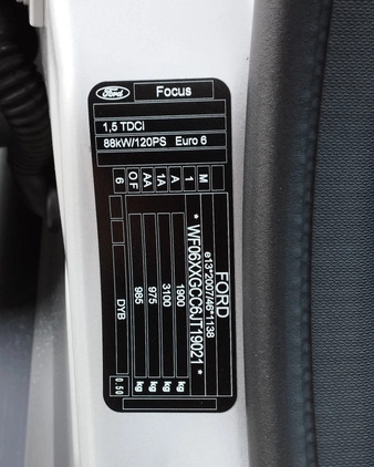 Ford Focus cena 40467 przebieg: 127000, rok produkcji 2018 z Niemcza małe 704